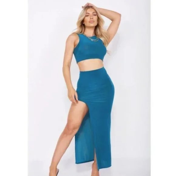 Two-Piece Set with Long-Sleeve Crop Top and High-Slit Maxi Skirt - White main image 1